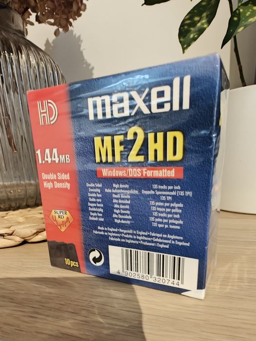Dyskietki Maxell MF2HD nowe
