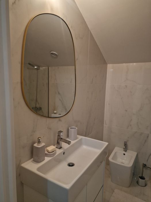 Arrenda se T1 perto Sé de Braga