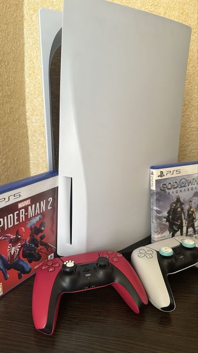 Продам PlayStation5 + God of War Ragnarök + Spider-Man 2