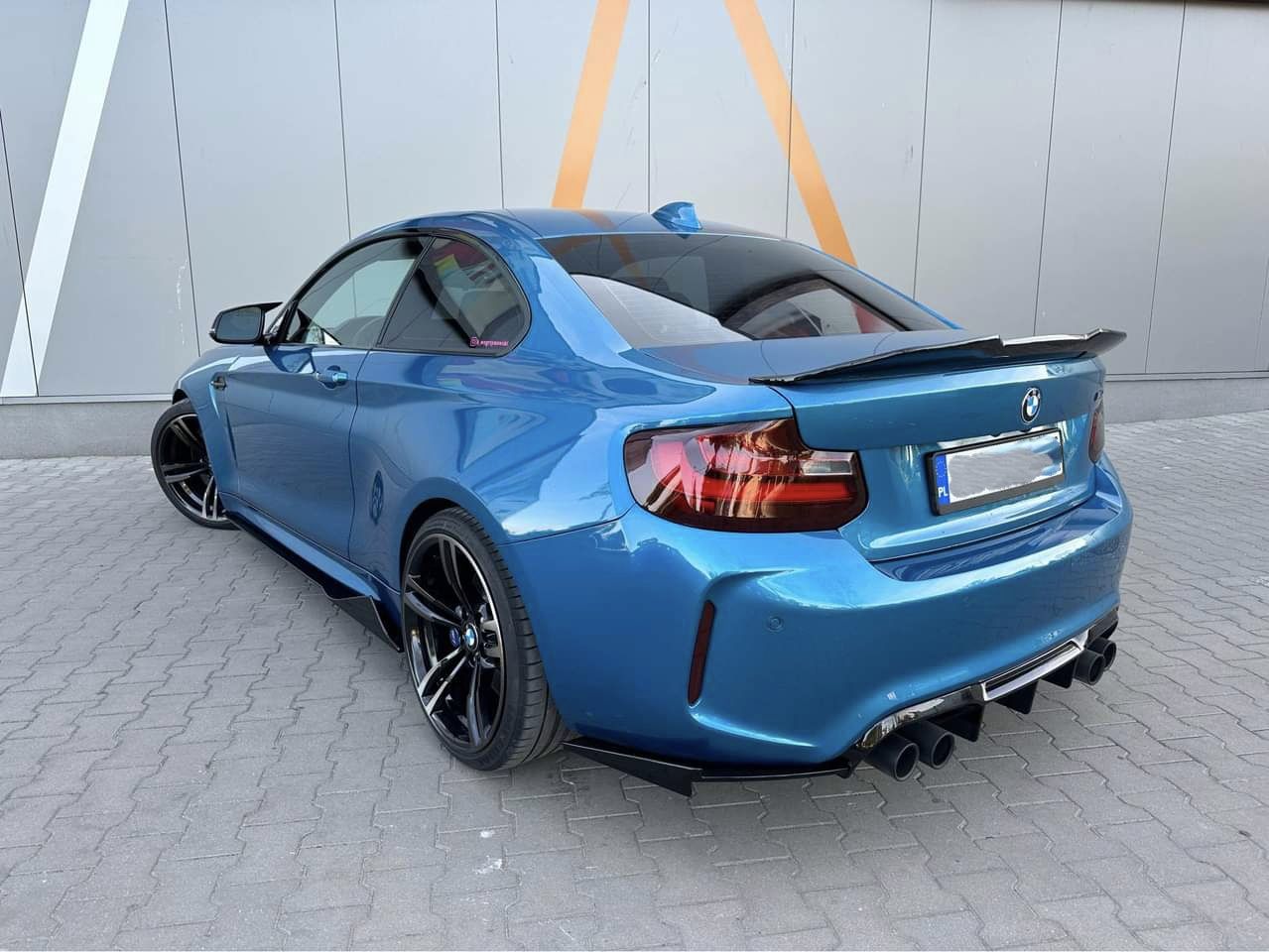 BMW F87 M2 Boczne Dokładki Progów Splittery Podproża Czarny Połysk