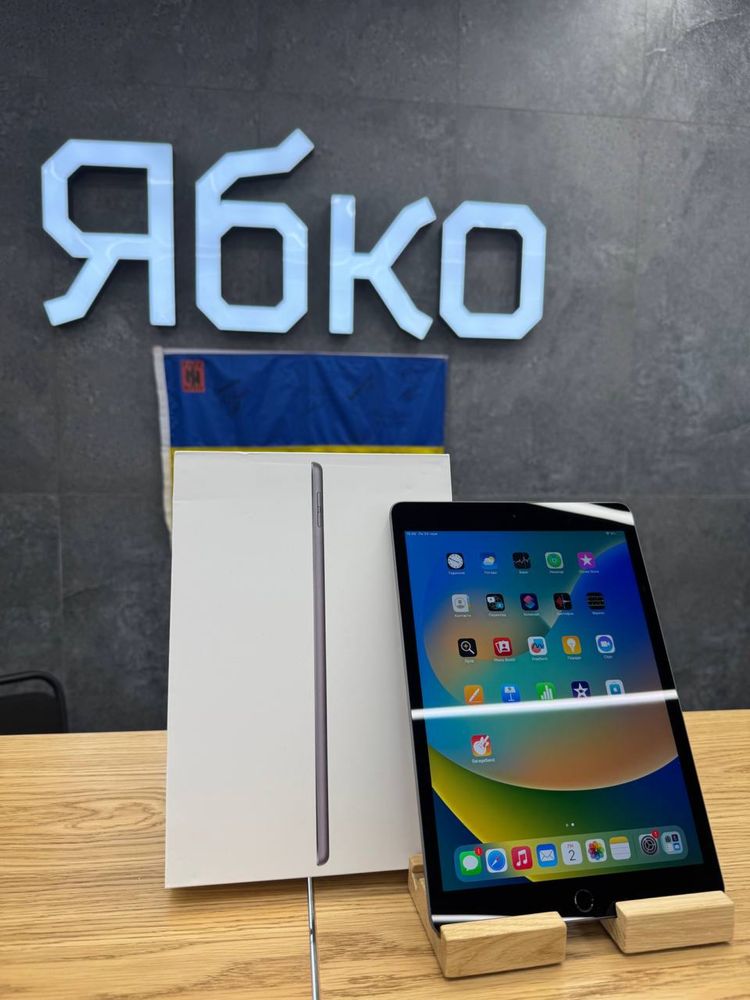 Вживаний Apple Ipad 9 10.2 2021 256 GB Space Gray , Wi-Fi від Ябко