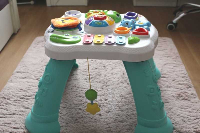 Stolik interaktywny z 20 melodiami firmy Vtech