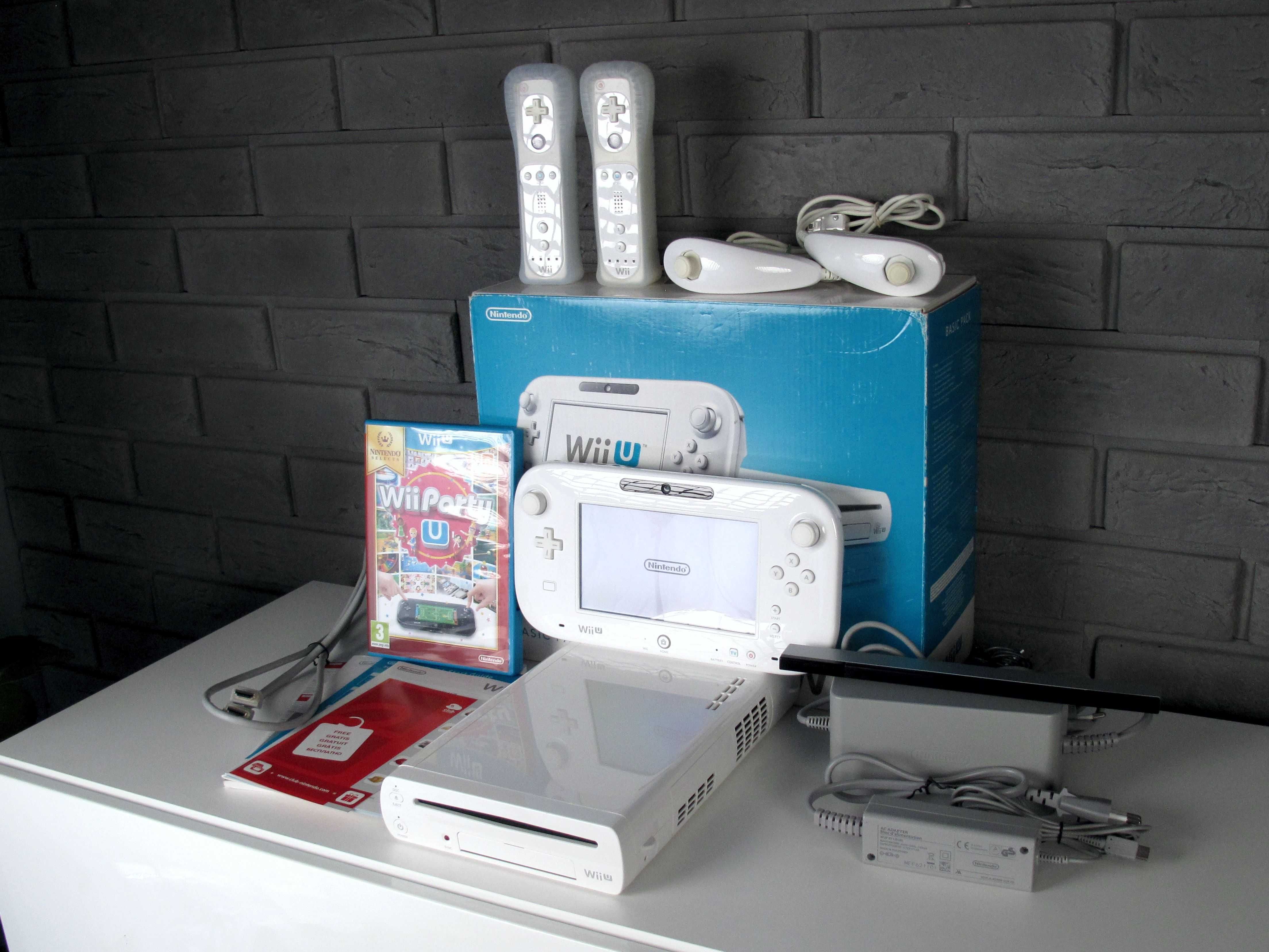 Nintendo Wii + Gra: Wii Party U + 2 kontrolery + 2 Nunchuck - PAL