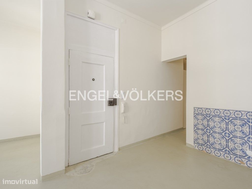Apartamento T1 + 2 na Estefânia