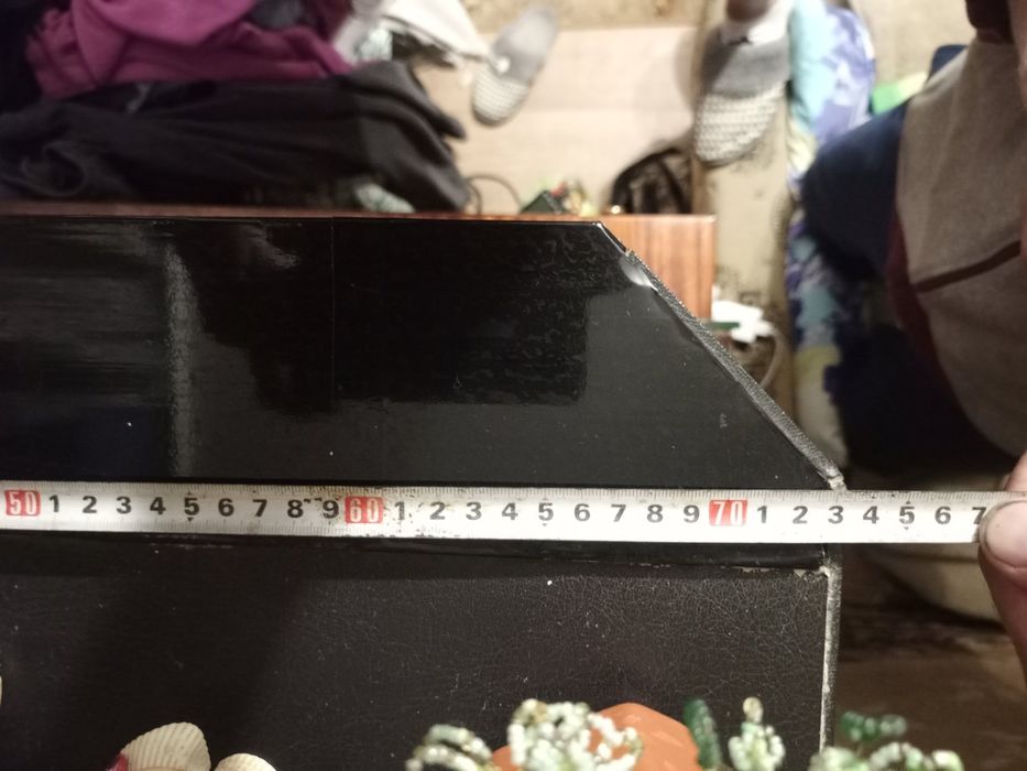 Продам аквариум на 90 литров