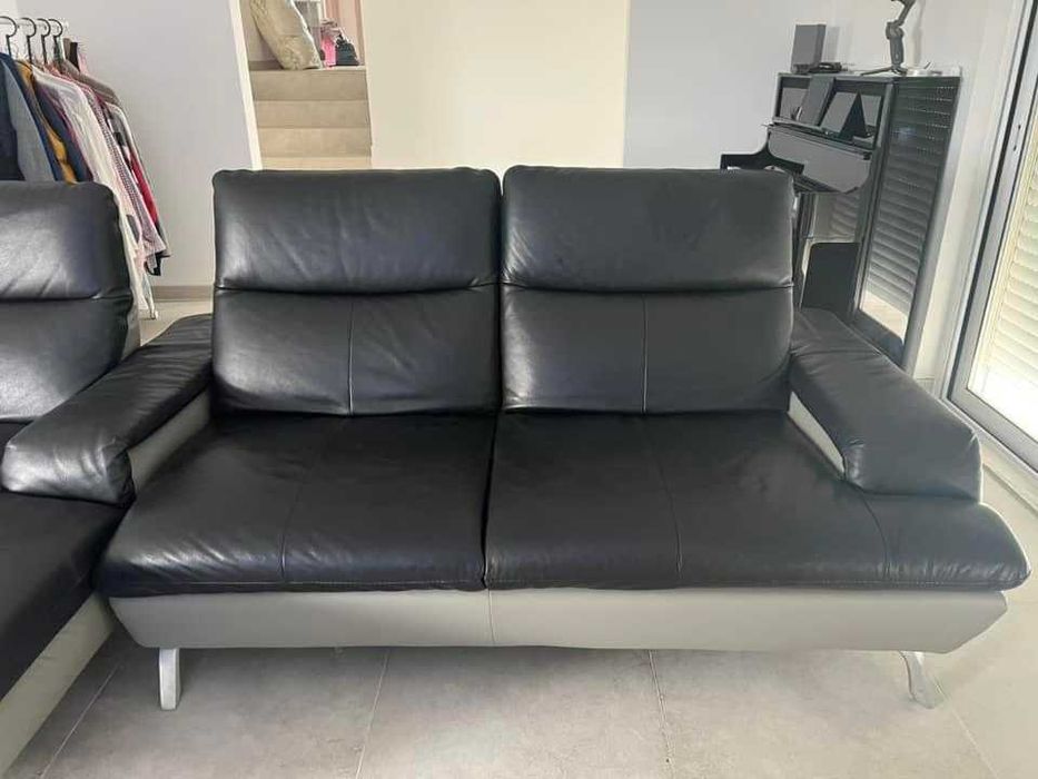 Sofa chaise longue em curo marca «Château d’Ax » (contacto por e-mail)