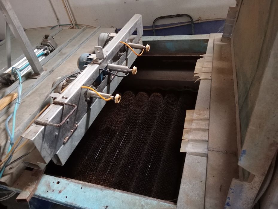 Calibrador de frutas e máquina de citrinos