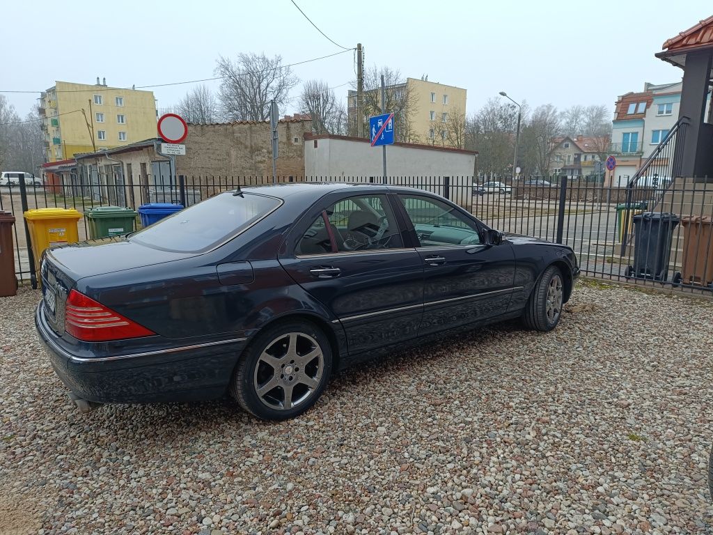 Witam posiadam na sprzedaż 100% sprawny Mercedes