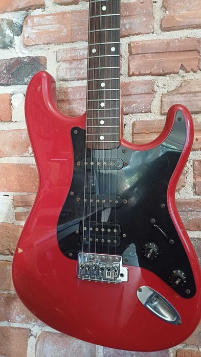 1986 Fender Stratocaster Seria E Japan  Fujigen