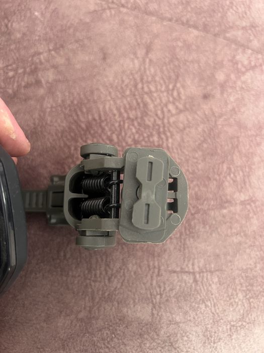 Активні наушники Razor з кріпленням чебурашки