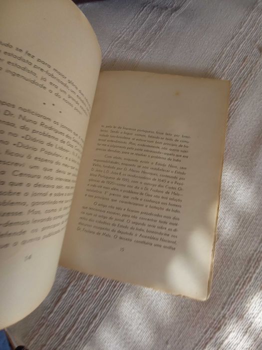 Livro antigo sobre Angola Bom Nome e Reputação José Moreira Campos