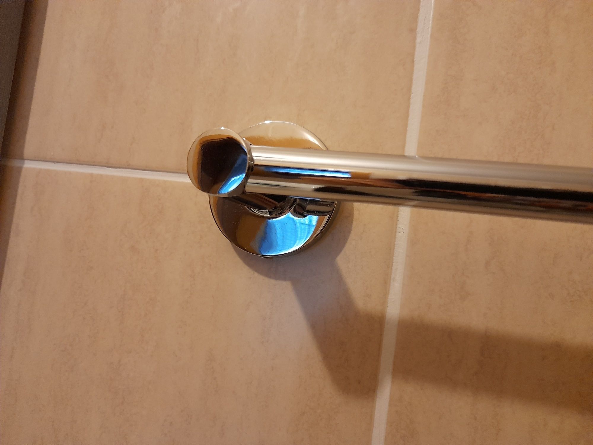 Vendo 1 toalheiros aço inox