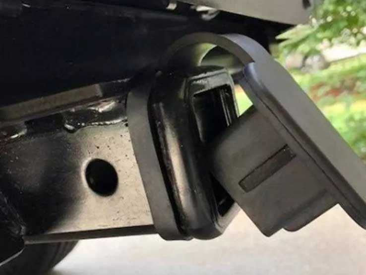 Заглушка фаркопа під квадрат. Кришка форкопа под вставку