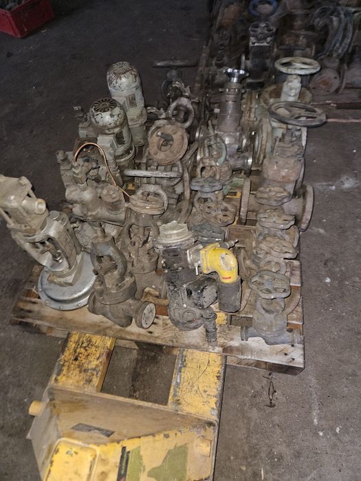 Вентеля  та Засувки