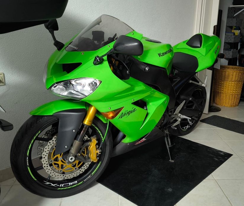 Ninja Kawasaki Zx-10R
