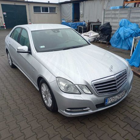 Mercedes E klasa CDI. Bez wypadkowy.Stan bdb