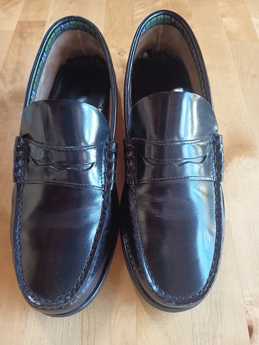 Sapatos de pele. Carlo DC Ponty