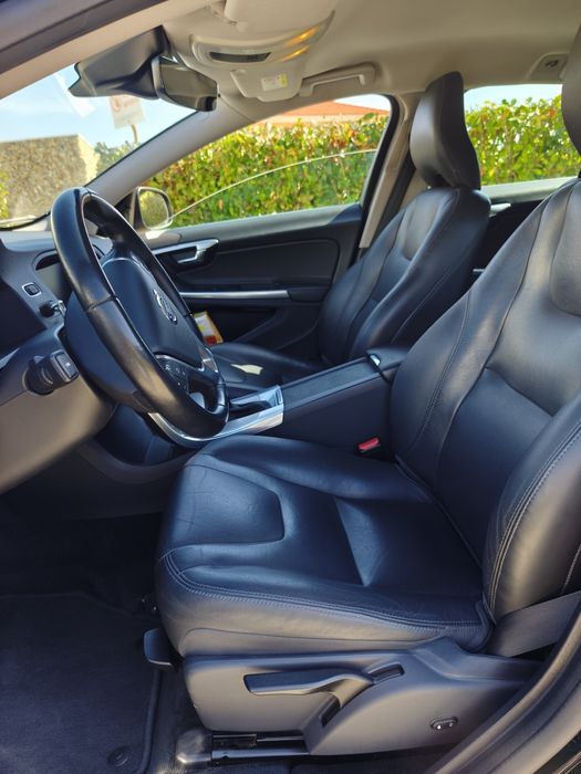 Volvo V60 D6 Twin Engine 2016