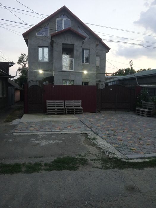 Продам новый дом двух этажный