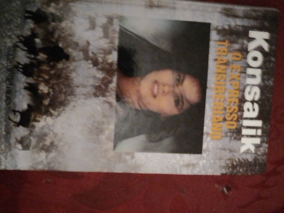 Pão com manteiga Revistas 1-12 encardenadas-25E-Bolsa preta-2E Desde2E