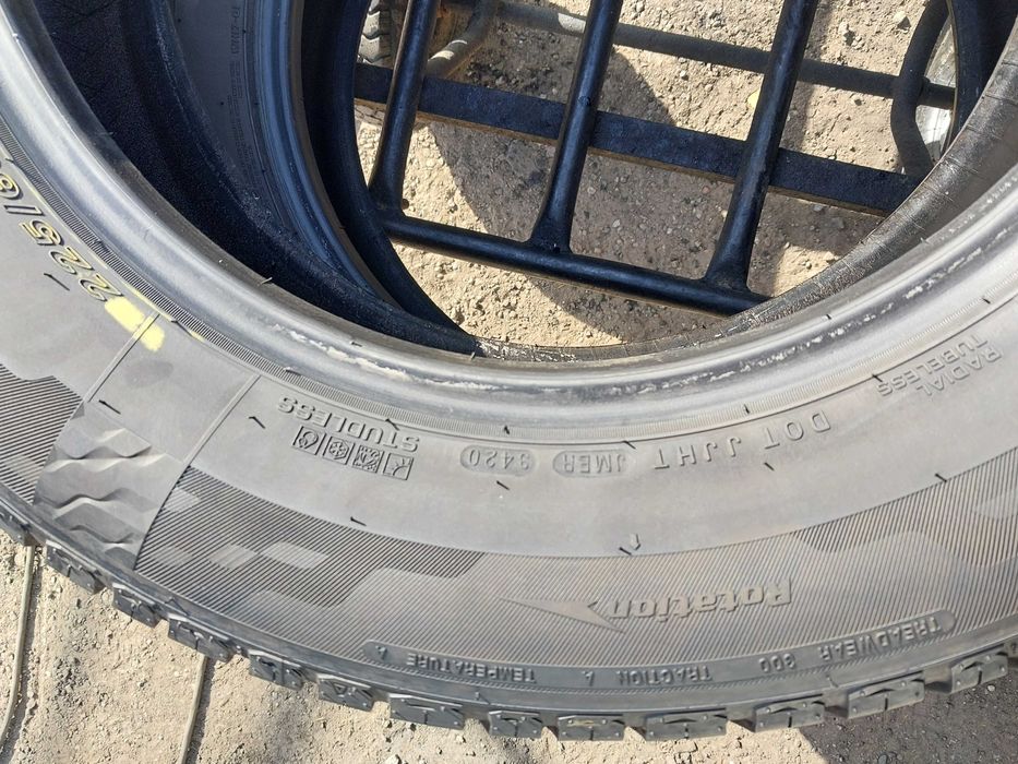 Opony caloroczne 225.65.17 Nexen 7mm 2020 rok Komplet Montaż