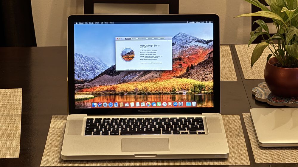 Macbook Pro a1286 SSD 256gb  i5 240zł lub 160zł.