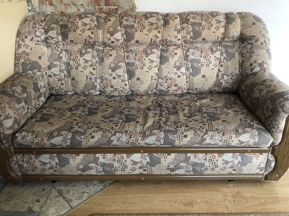 Rozkładana sofa 3 osobowa.