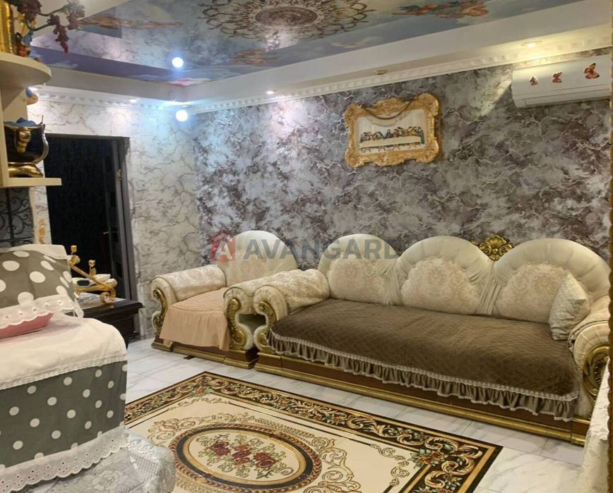 Продам простору 3- кімнатну квартиру