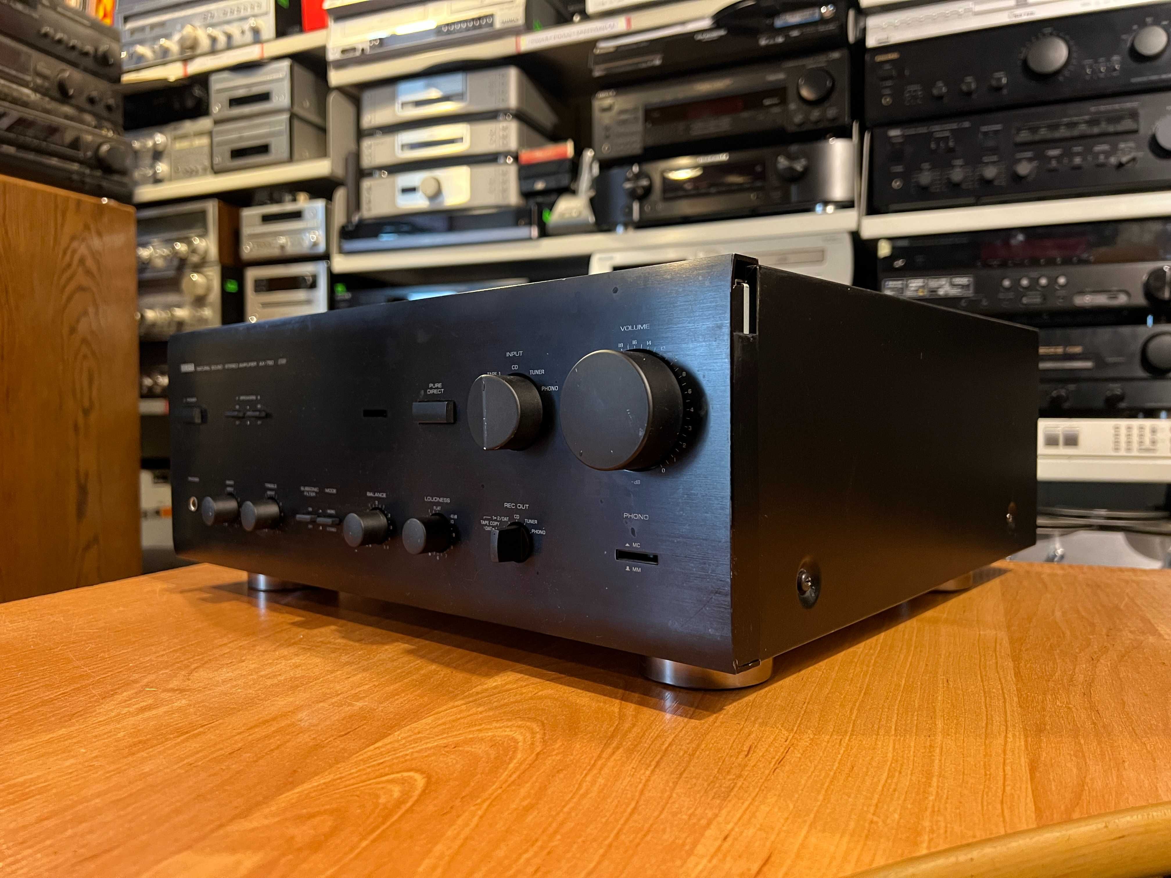 Wzmacniacz Yamaha AX-750 Audio Room