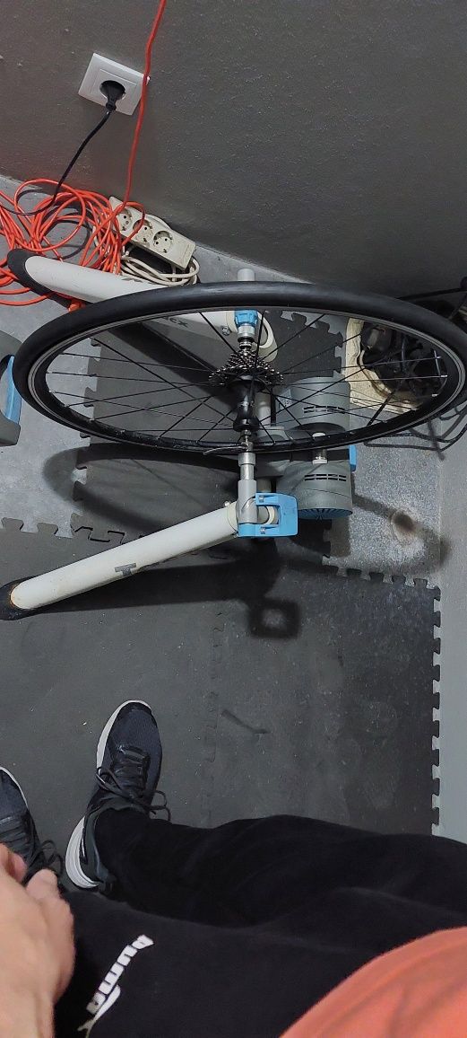 Rolo para bicicleta usado como novo