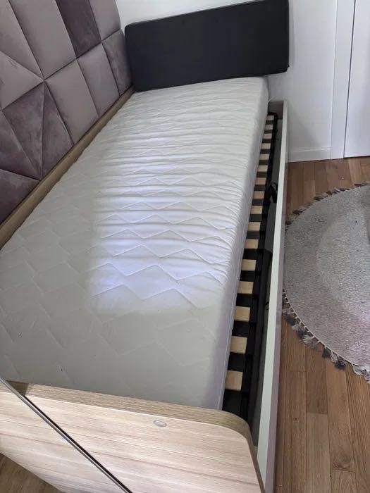 młodzieżowe łóżko VOX z szufladą + poducha + materac – stan bdb!