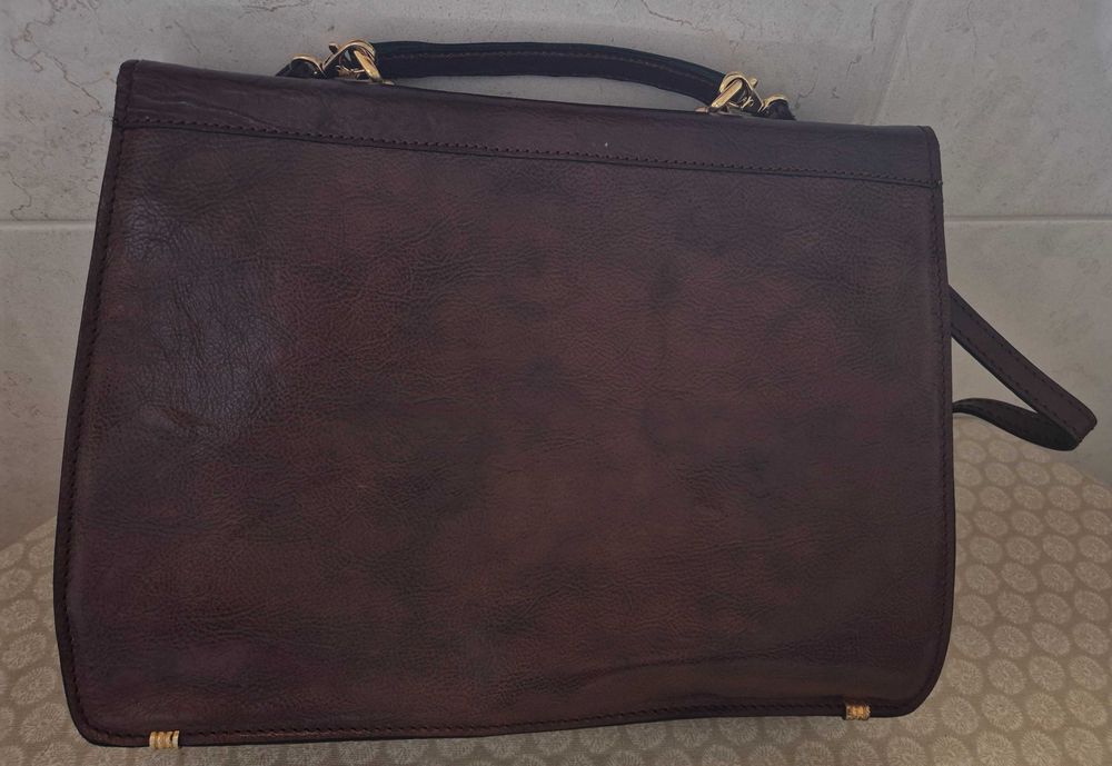 Mala vintage castanha de pele