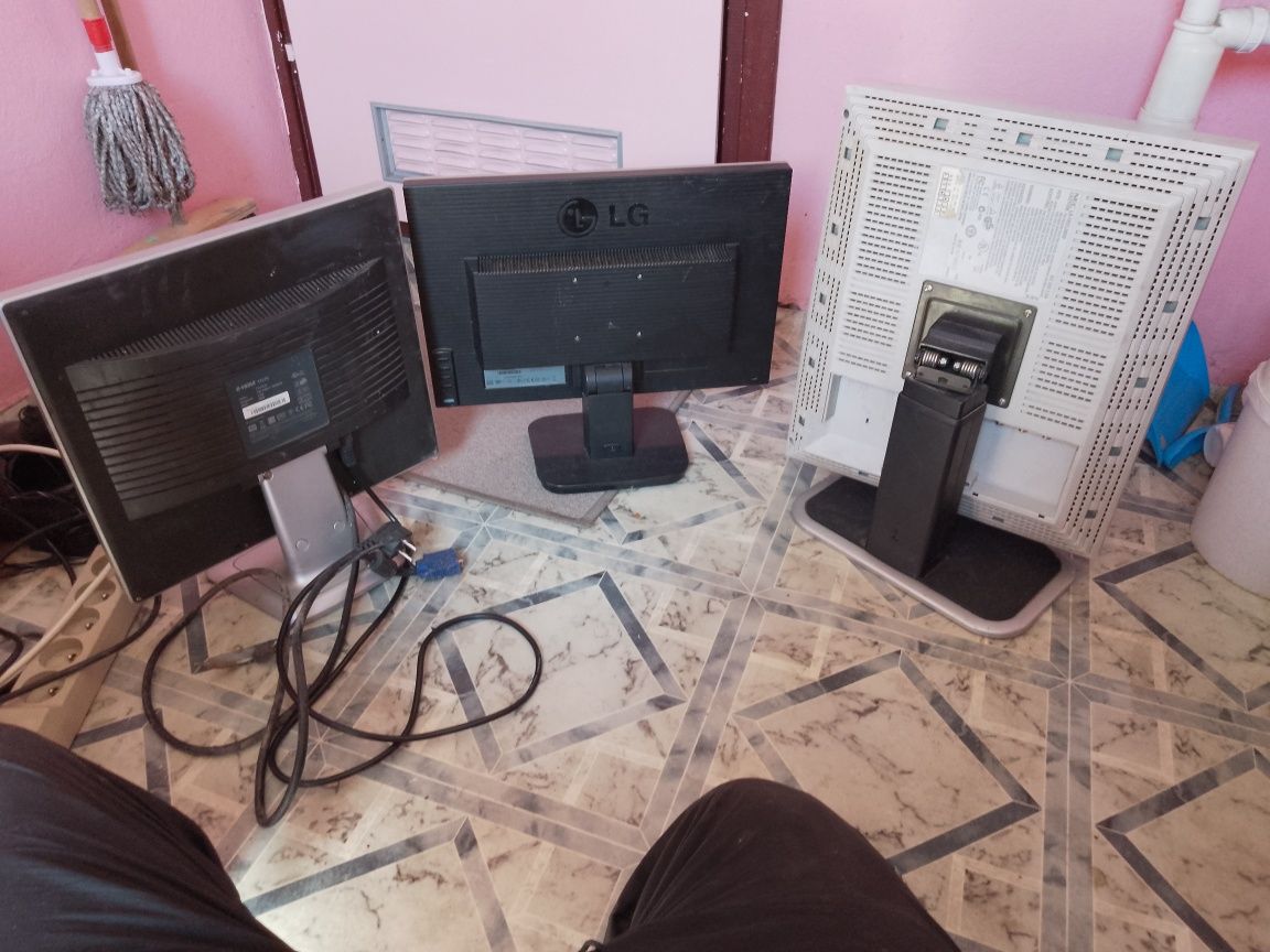 2x Monitor NEC MultiSync1810 LA-1831JMW STAN NIEZNANY, e-yama 17LP2
