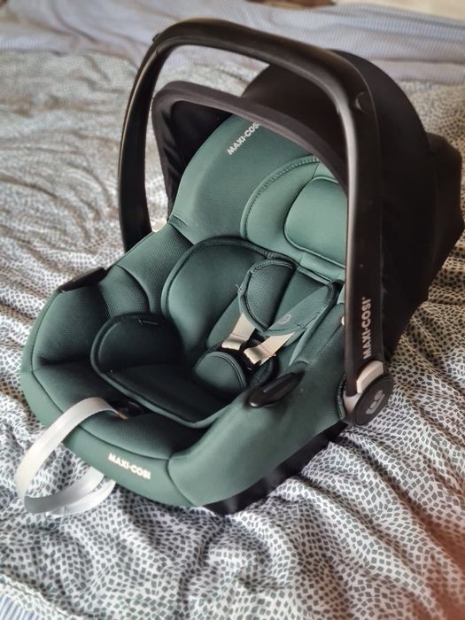 Cadeira Auto Maxi-Cosi para Bebé em ótimo estado