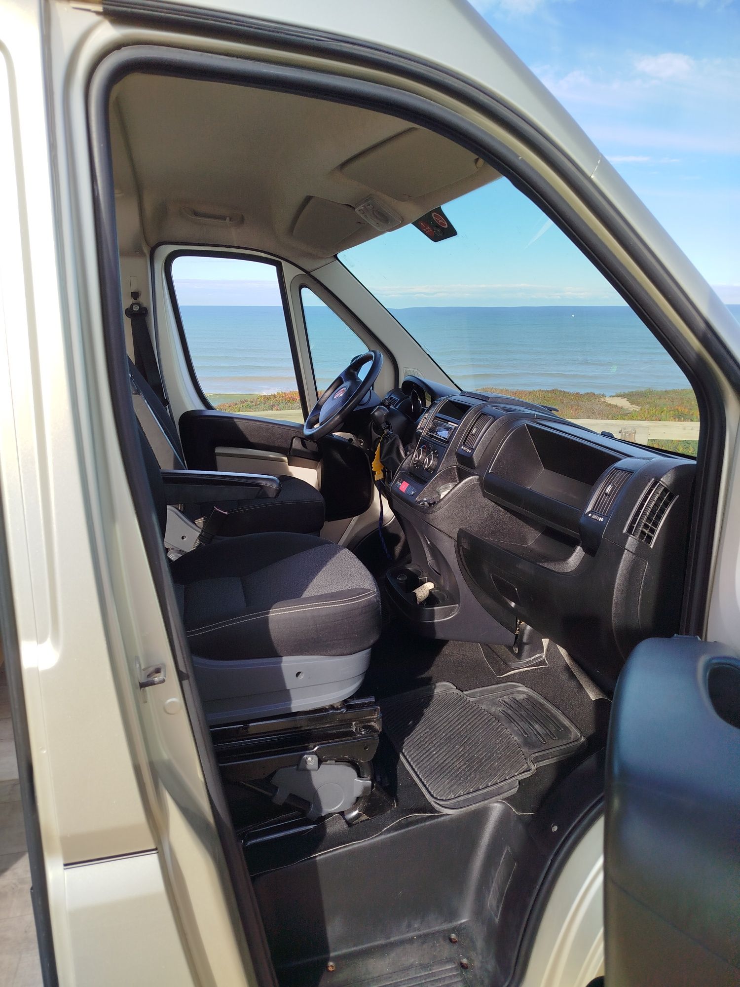 Alugo Autocaravana