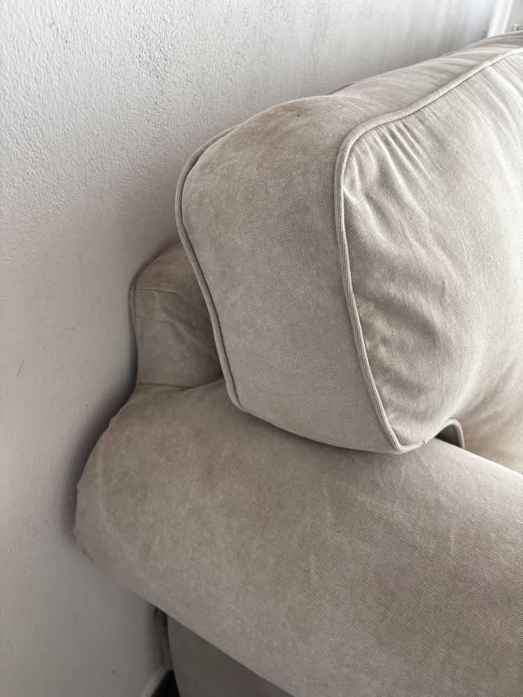 Sofa ektorp 2 lugares beje