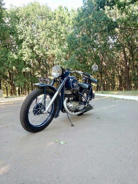 Продажа ретро мотоцикла Иж-49