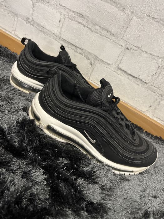 Nike Air Max 180, Pretas