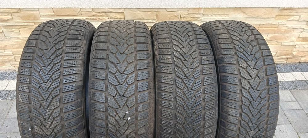 225/55r17  UNIROYAL   WINTEREXPERT  , 4 opony jak nowe  8mm ,  2021