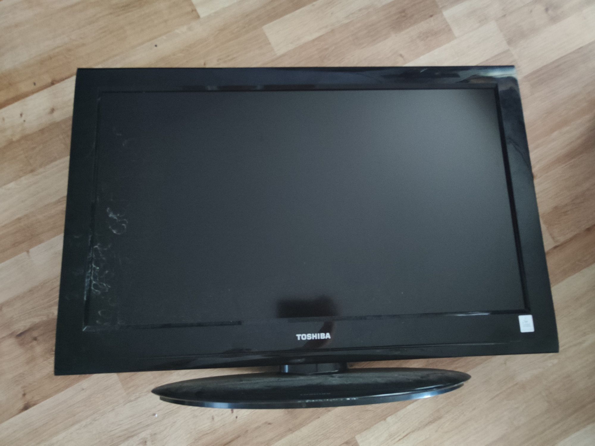 Telewizory LED LCD 11 sztuk monitory uszkodzone