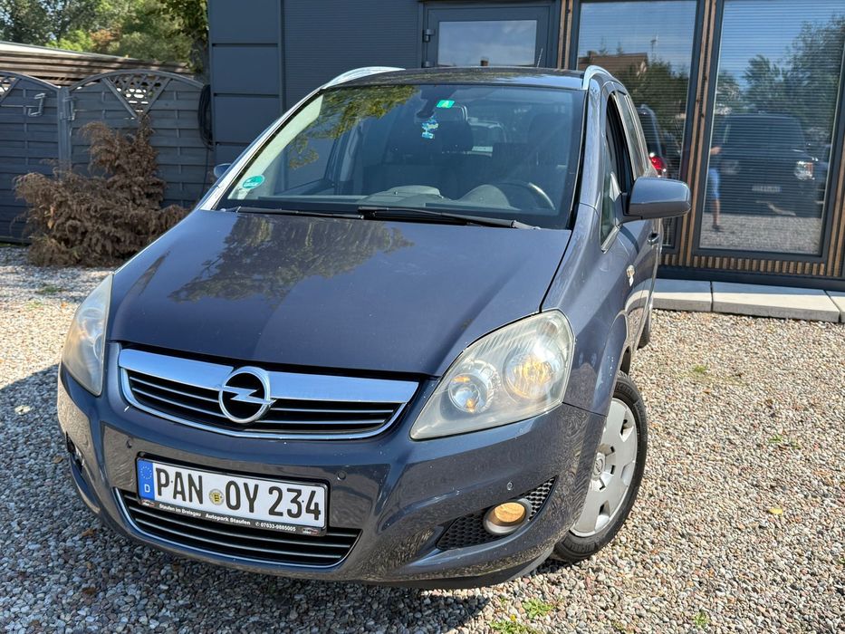 Opel Zafira z Niemiec 2sztuki po lifcie bezwypadek serwisowany 1 wlasciciel