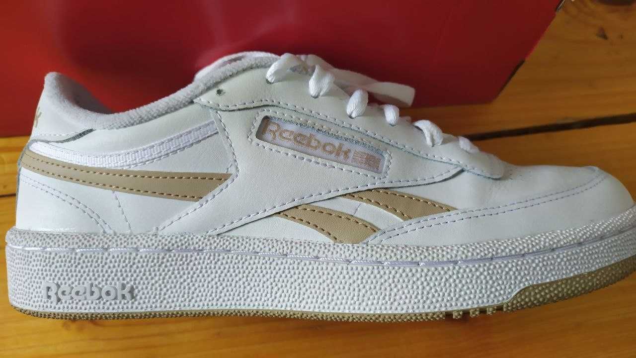 Оригінальні Reebok Снікерcи / Кросівки / Кеди Club C Revenge р. 38.5