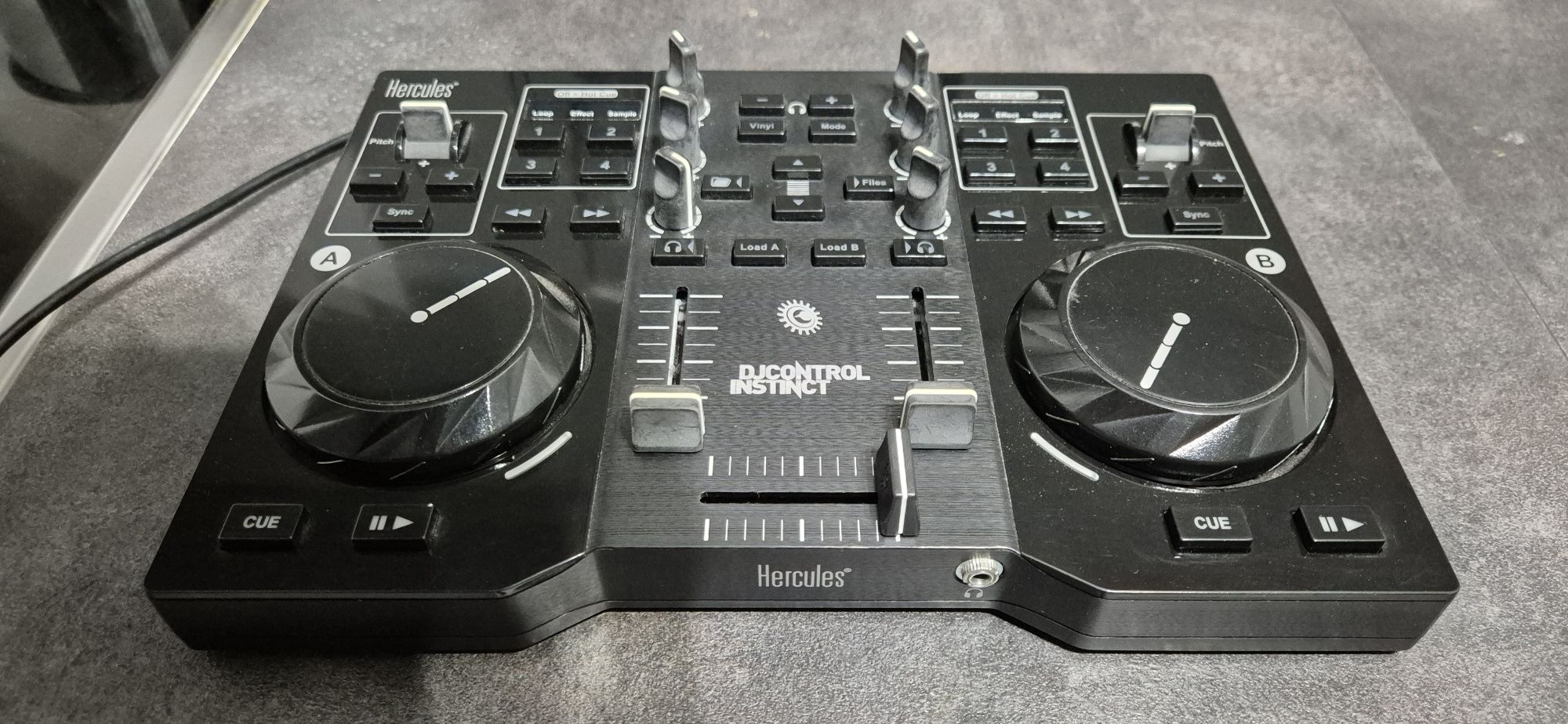 Kontroler Hercules DJControl Instinct