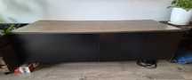 Czarno brązowa wisząca szafka pod TV 140x30x40