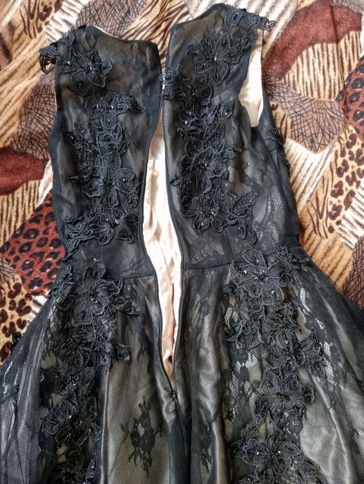 Плаття вечірнє, елегантне