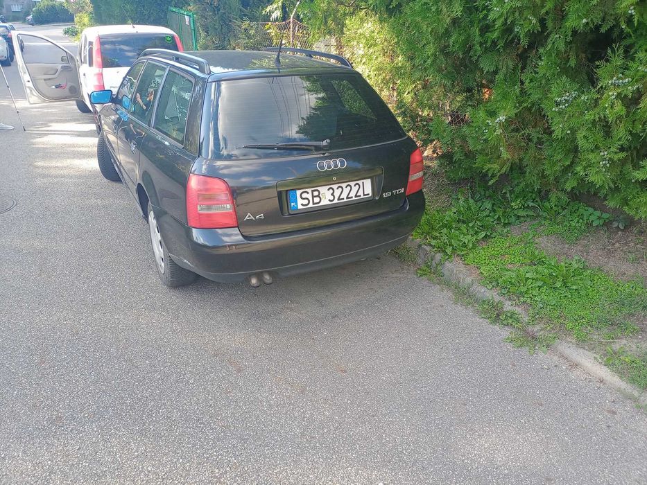 Audi A4 B5 avant 1.9tdi 116km 2000r jeździ cały czas