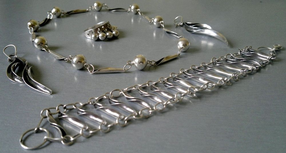 W.KRUK zestaw srebrny piękny i modny warto zobacz