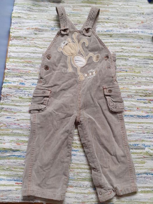 Sztruksowe spodnie na szelkach roz. 74-80,  9-12 mieś.