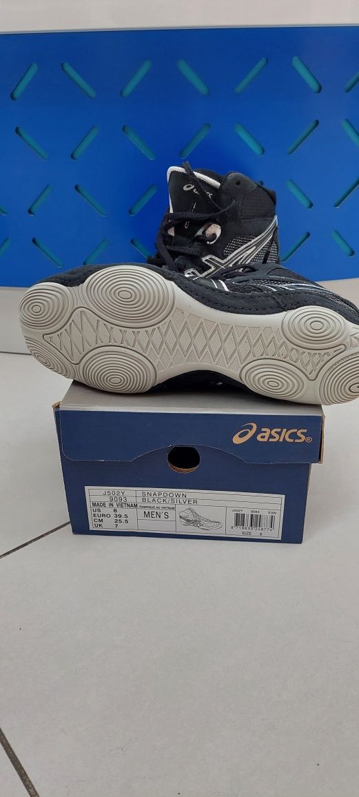 Buty na matę Asics