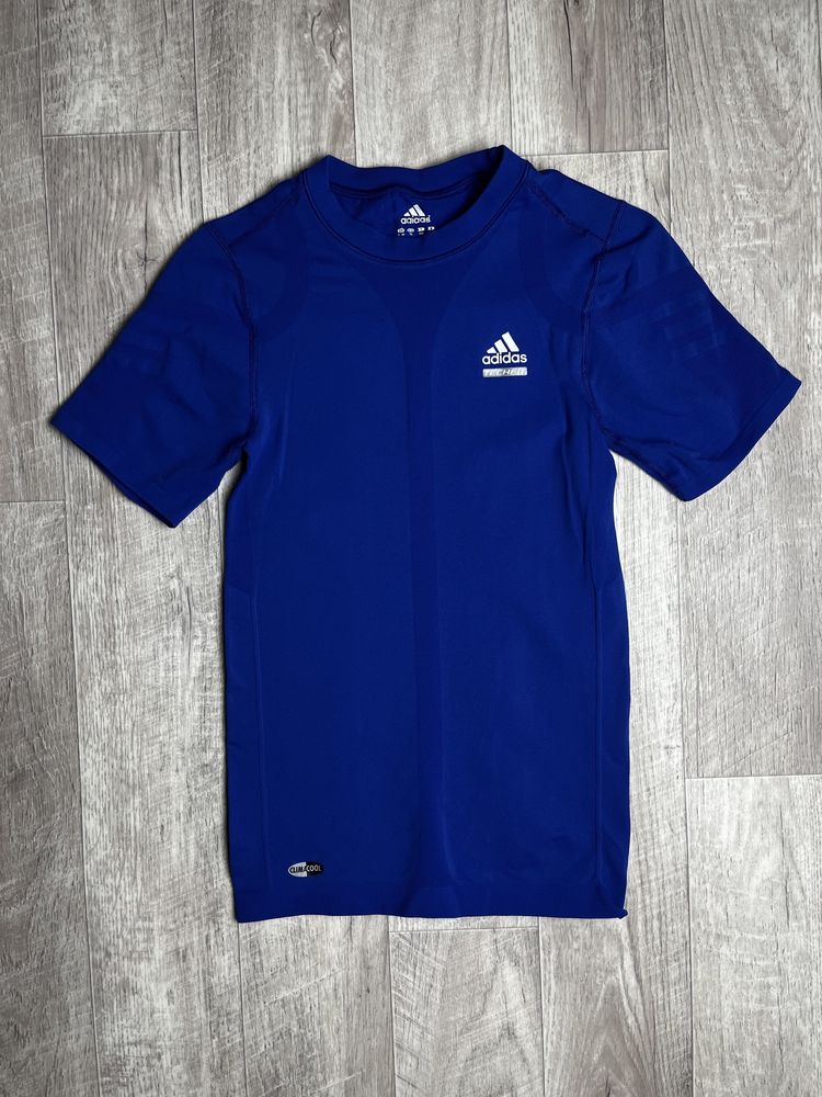 Спортивная футболка Adidas,размер L,оригинал,подростковая,термо,бег
